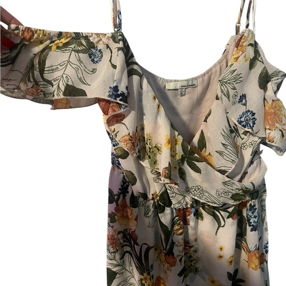 June & Hudson Floral Off the Shoulder Dress - Size Medium - Picture 8 of 8